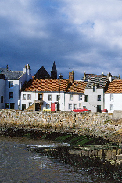 Cottages and harbour in Fife